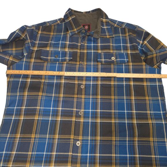 Swiss Tech Mens Medium 38-40 Button Down Shirt Flannel Blue Brown Plaid - Picture 8 of 11